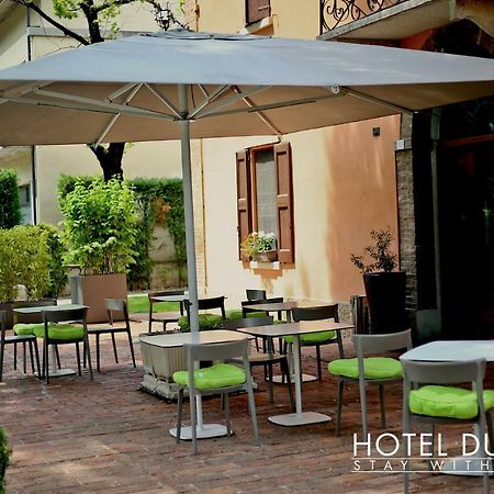 Hotel Due Pini ฟอร์มิจิเน ภายนอก รูปภาพ