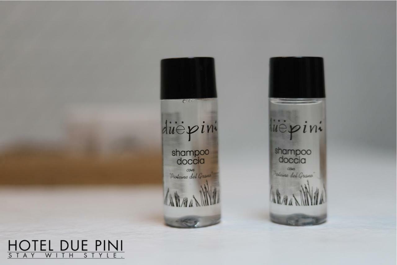 Hotel Due Pini ฟอร์มิจิเน ภายนอก รูปภาพ