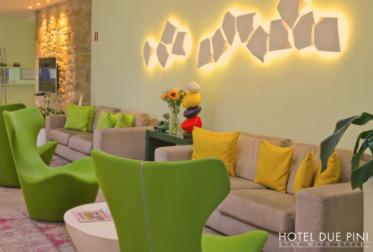 Hotel Due Pini ฟอร์มิจิเน ภายนอก รูปภาพ