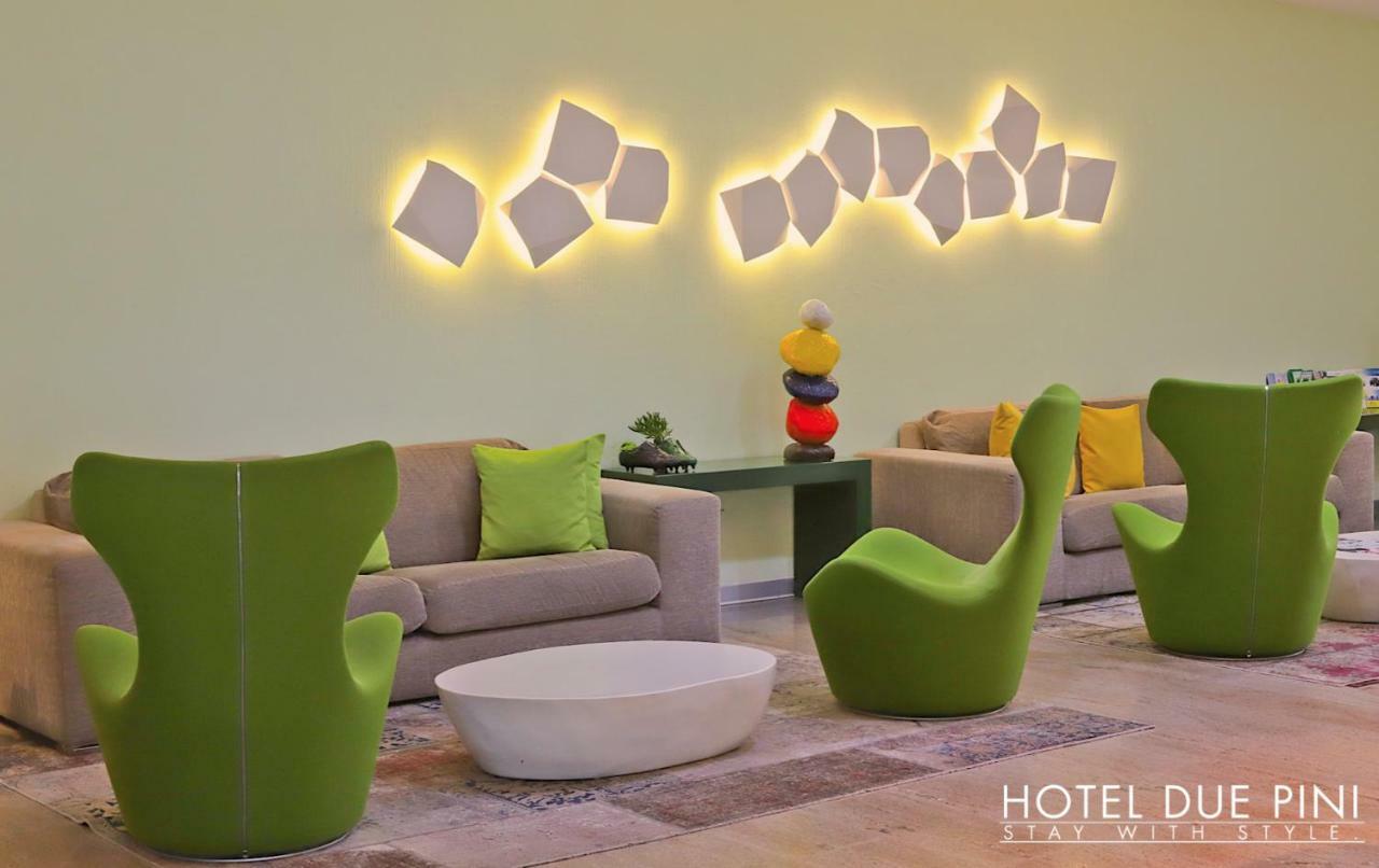 Hotel Due Pini ฟอร์มิจิเน ภายนอก รูปภาพ